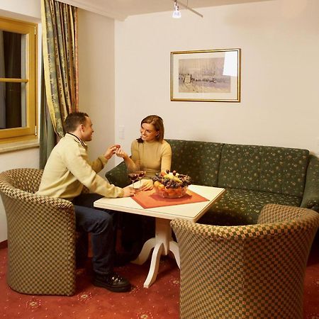 Hotel Schoerhof Saalfelden Kamer foto