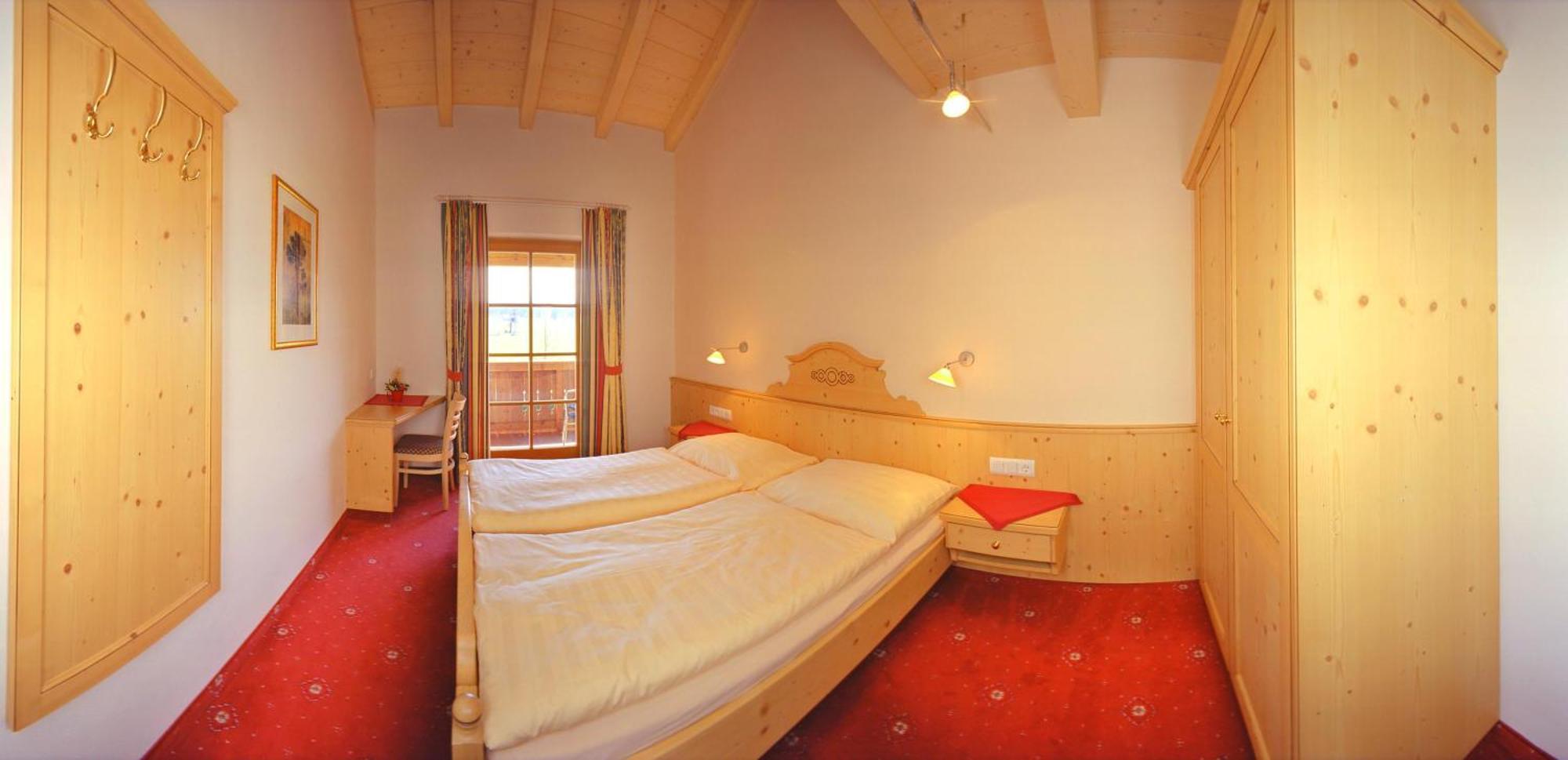 Hotel Schoerhof Saalfelden Kamer foto